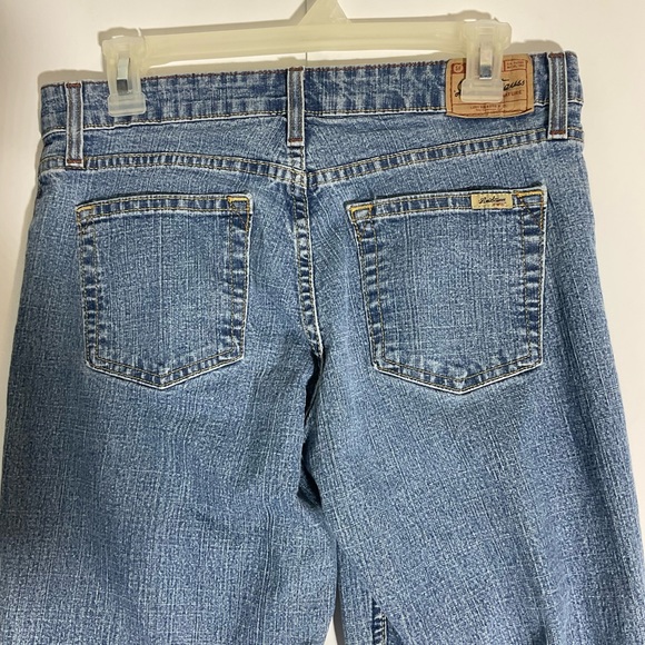 Levi’s Strauss Mid-Rise Straight Leg Misses 8 Short five pocket jeans Size 8. - Picture 12 of 15